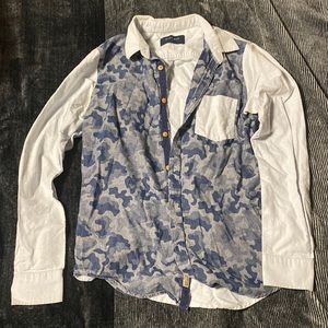 Rope man button down shirt, denim camo, size Small